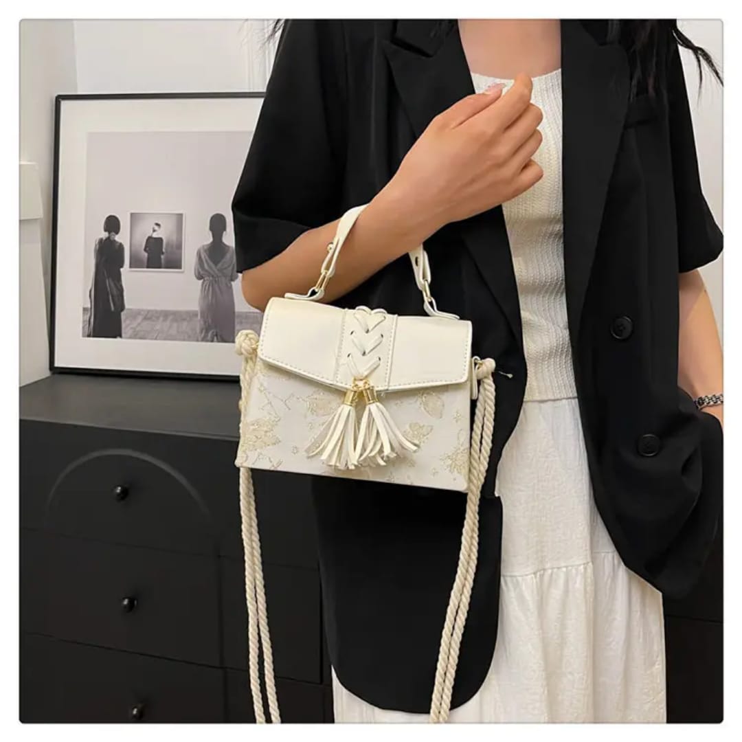 Classy Wardrobe Premium Sling Bag – Fancy Leather Material (White)