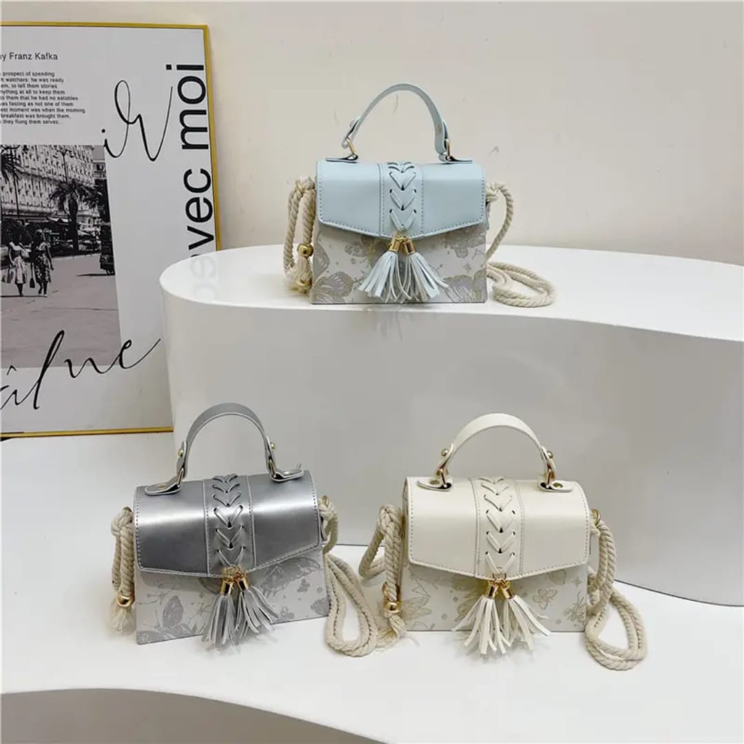 Classy Wardrobe Premium Sling Bag – Fancy Leather Material (White)